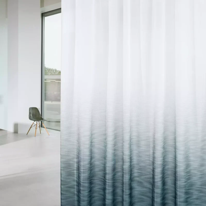 PRINTACOUSTIC HORIZON Tessuto per tende semitrasparente con proprietà fonoassorbenti e design raffinato